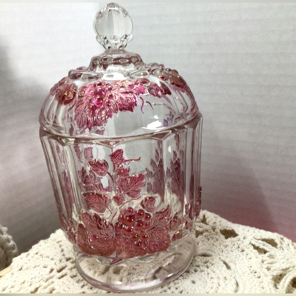 Antique Westmoreland red iridescent grape design candy dish with lid - Picture 5 of 10